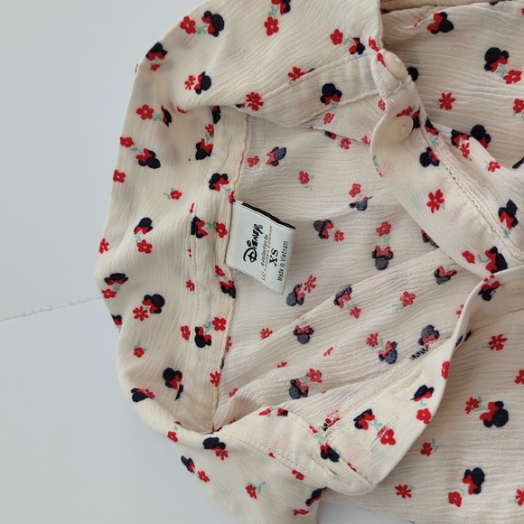 XS Lauren Conrad Disney no sleeve blouse - Picture 2 of 7